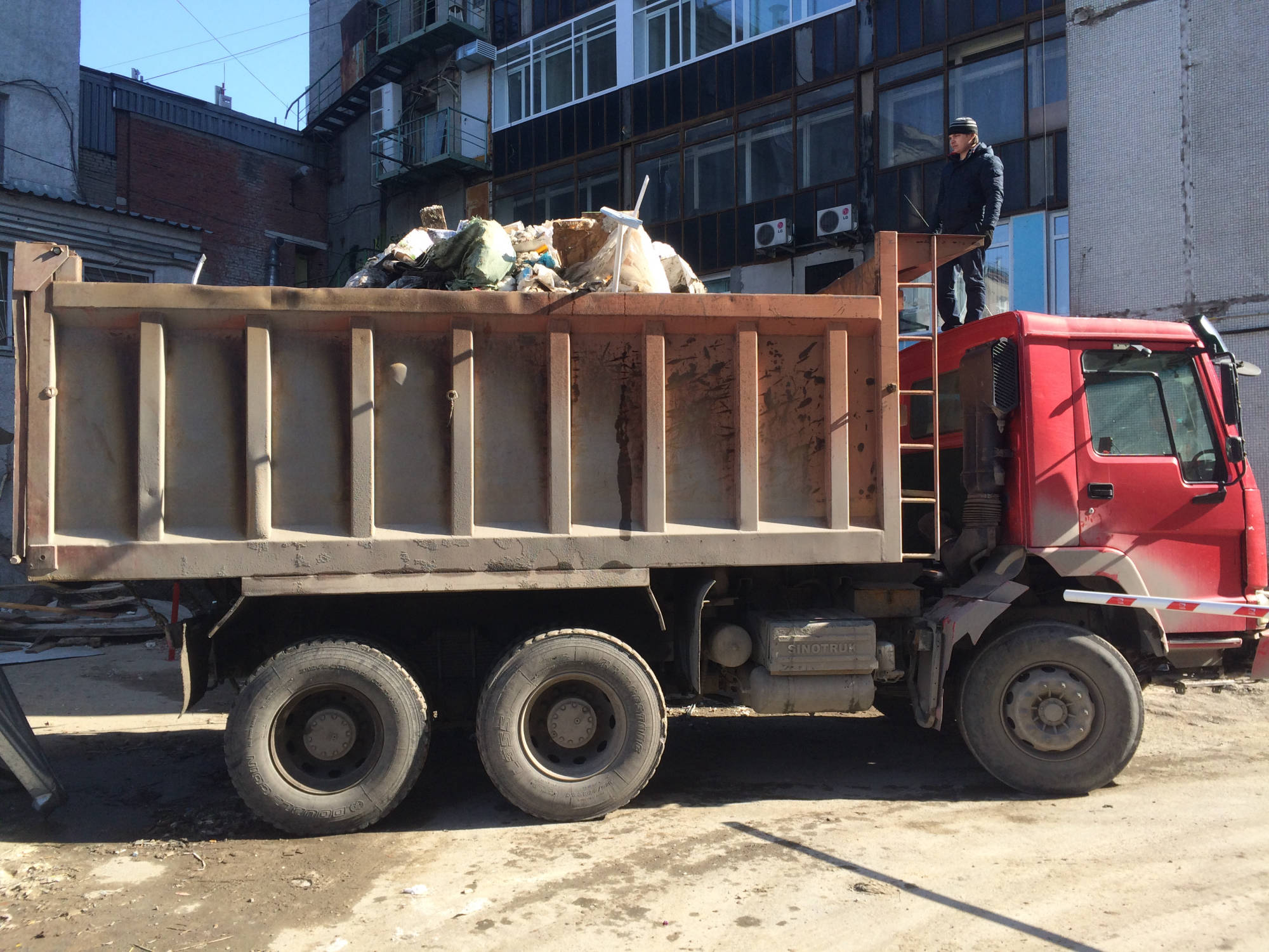 Вывоз мусора Хово в Первоуральске