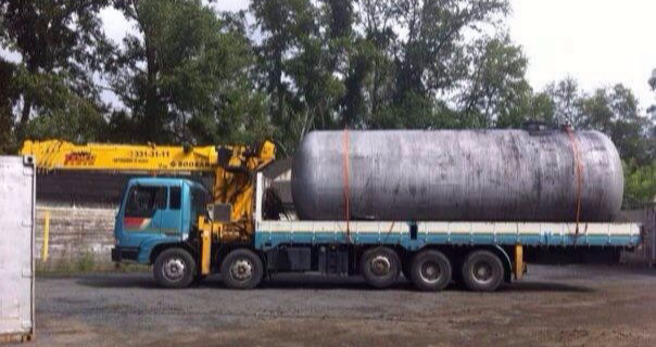 Перевозка негабаритного груза самогрузом грузоподъемностью 18 тонн стрела манипулятор 15 тонн в Первоуральске